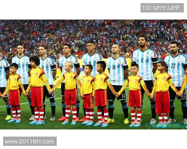 平凡的守护者：安保人员保洁员与球童在世界杯的感人故事